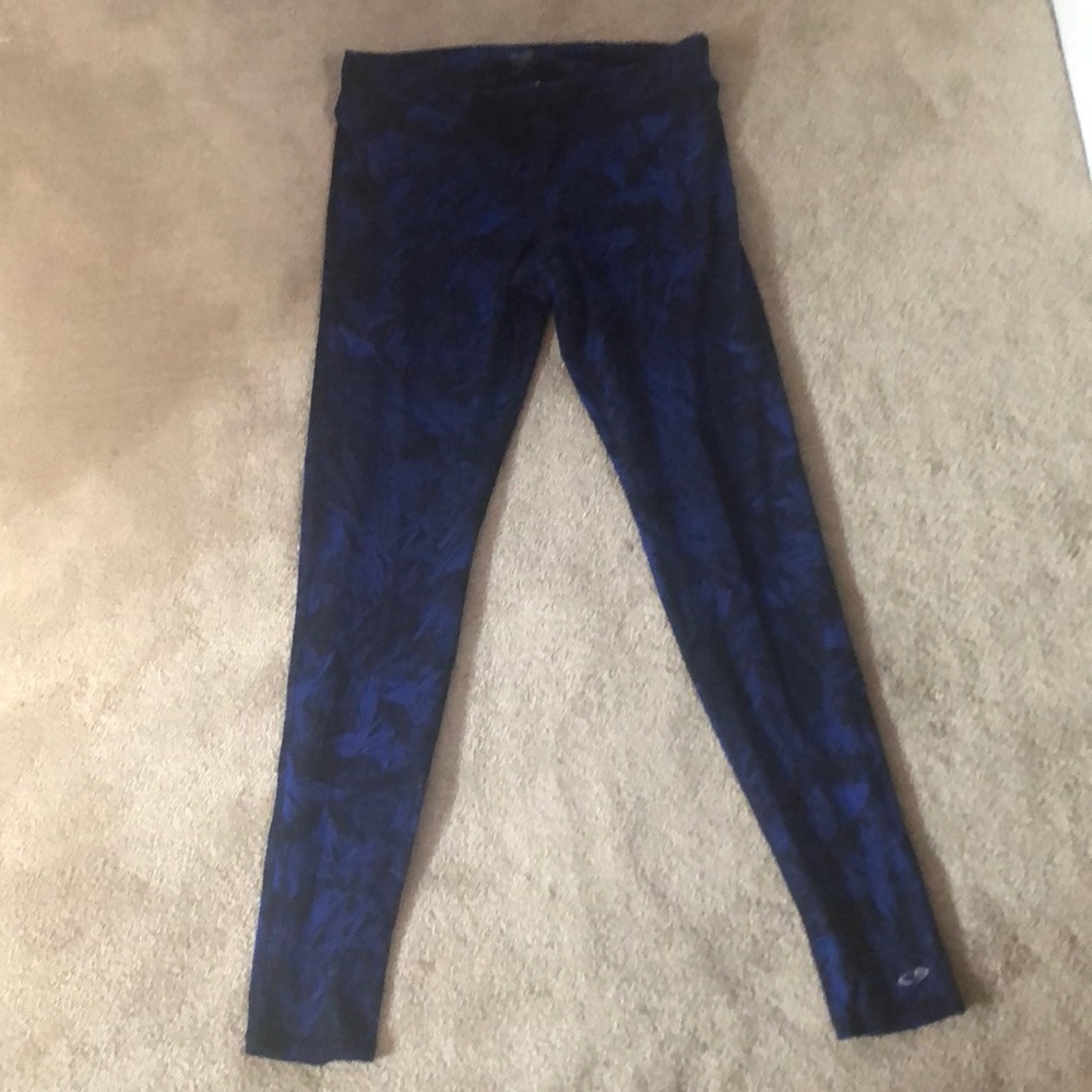 Dry fit workout leggings